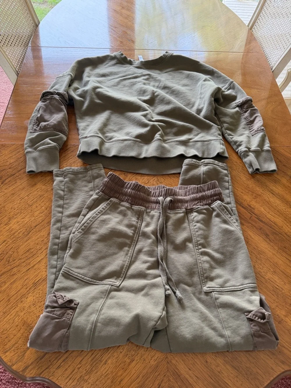 Fabletics Army Zuri Matching Set